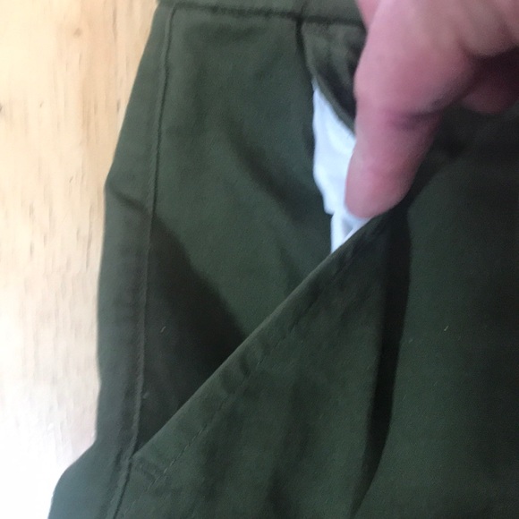 NWT Green Shorts Size 8 - Picture 9 of 12